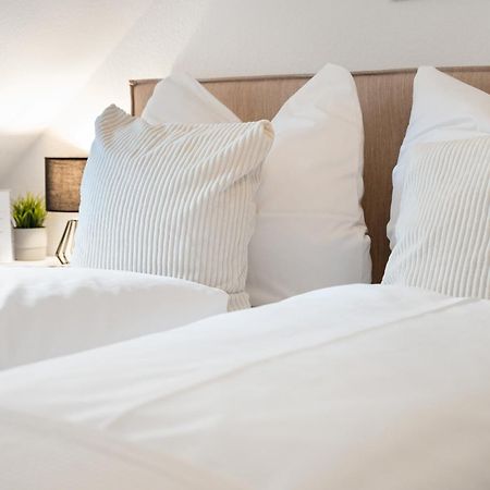 Malu Rooms - Im Stadtzentrum, Smarttv, Netflix, 24H Checkin Ludwigsburg Dış mekan fotoğraf