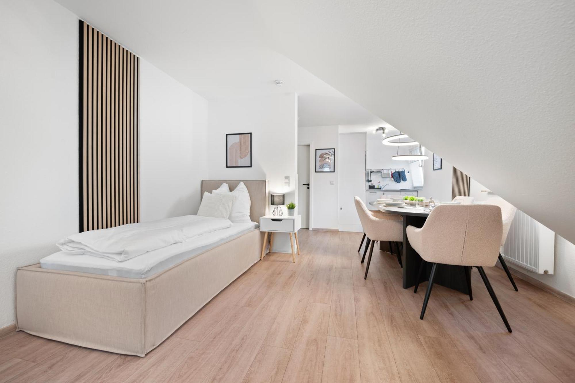 Malu Rooms - Im Stadtzentrum, Smarttv, Netflix, 24H Checkin Ludwigsburg Dış mekan fotoğraf