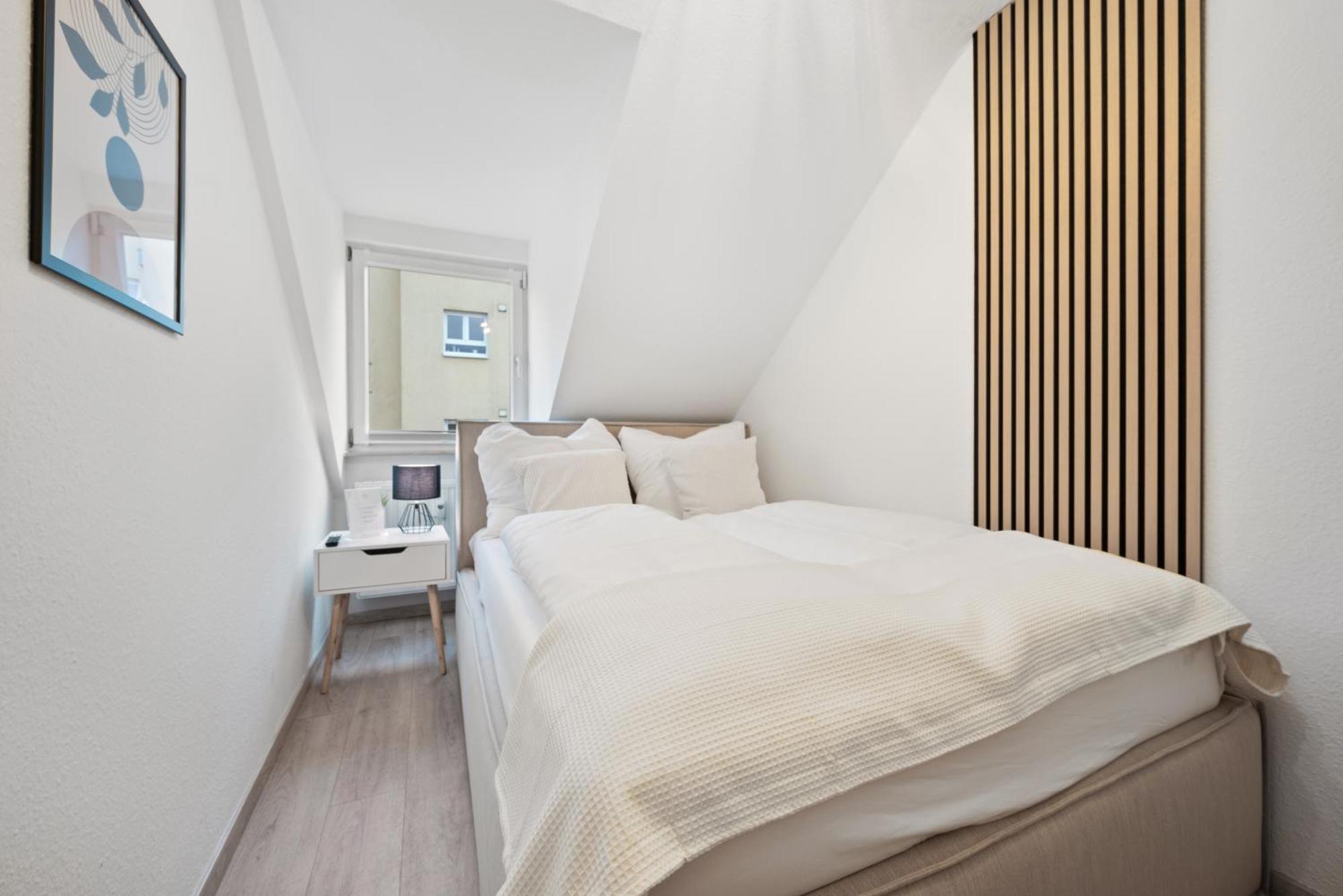 Malu Rooms - Im Stadtzentrum, Smarttv, Netflix, 24H Checkin Ludwigsburg Dış mekan fotoğraf