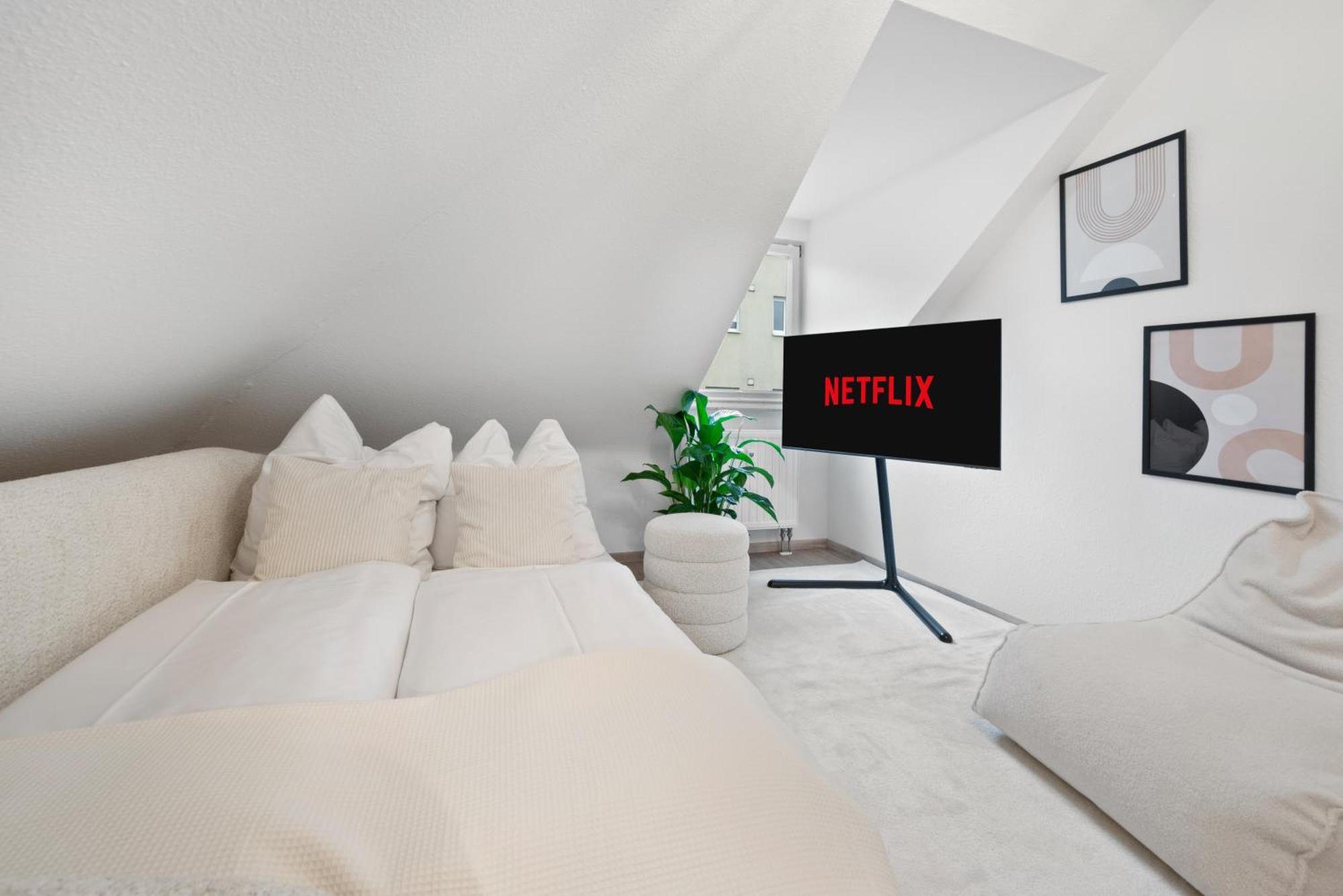 Malu Rooms - Im Stadtzentrum, Smarttv, Netflix, 24H Checkin Ludwigsburg Dış mekan fotoğraf